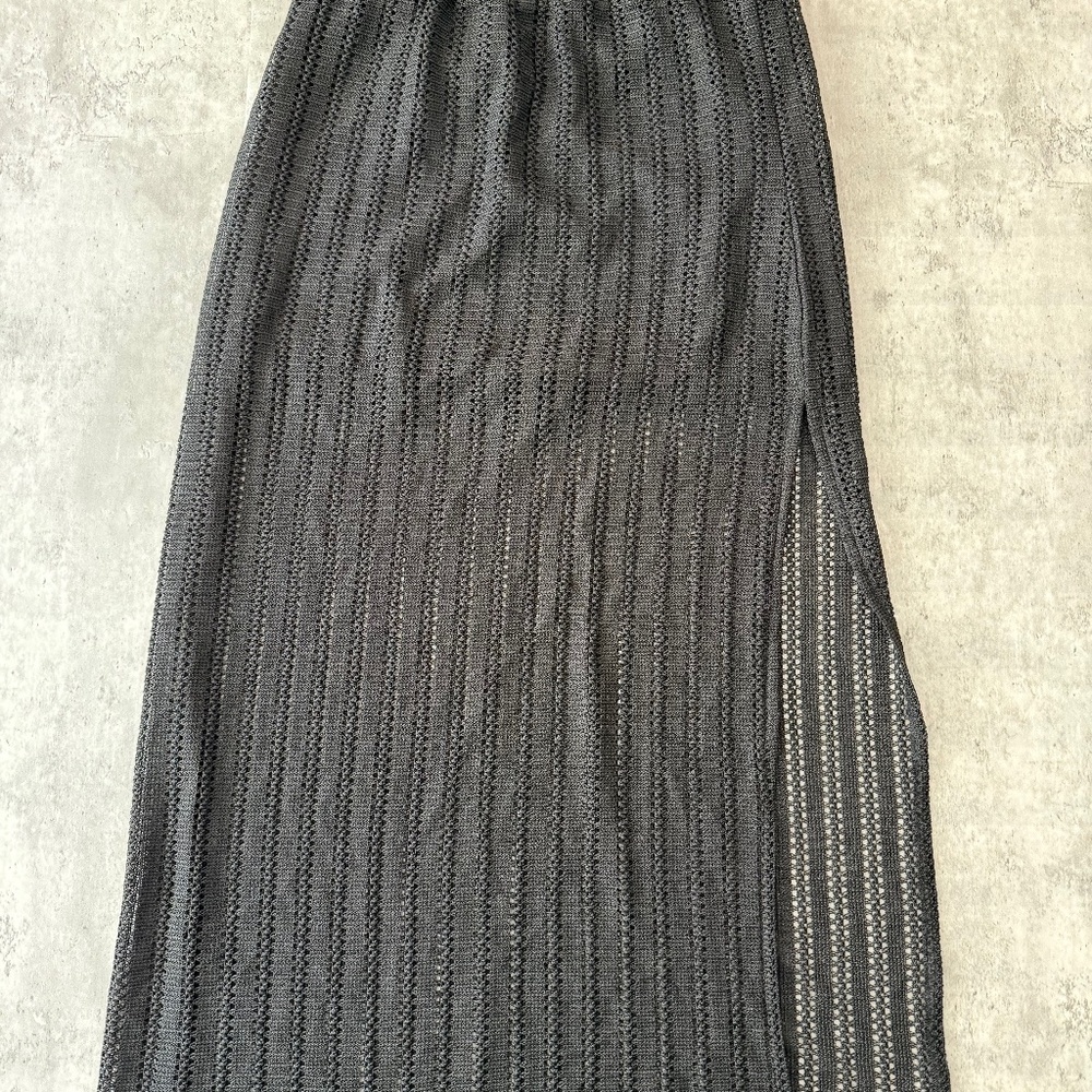 Loose knit croche Midi Skirt Swimsuit Cover-Up Side Slits, Women's Size M, Black